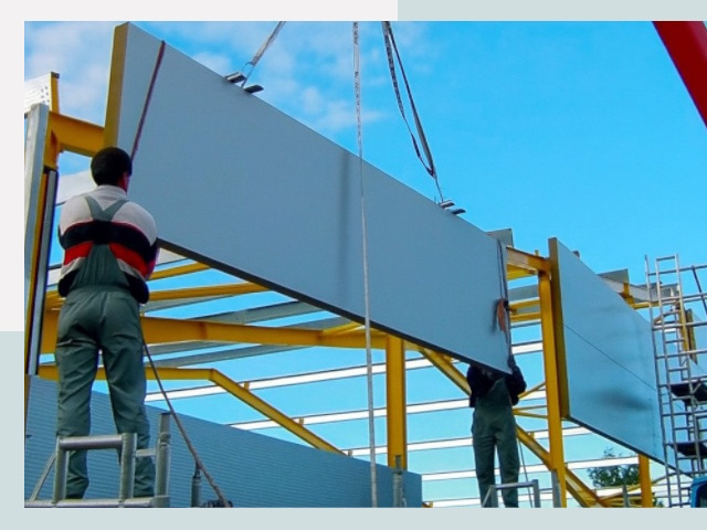 Монтаж сэндвич-панелей в Курске от 625 руб.